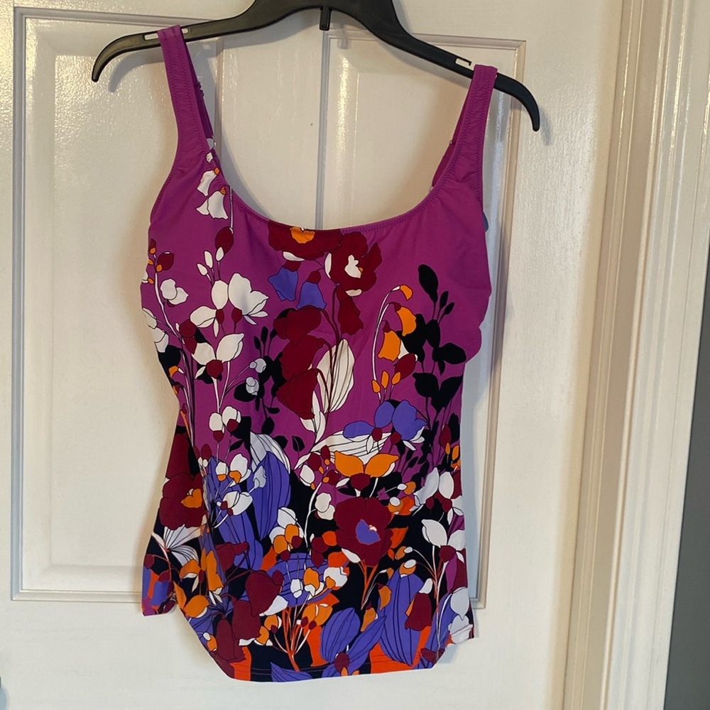 Brand new swim top